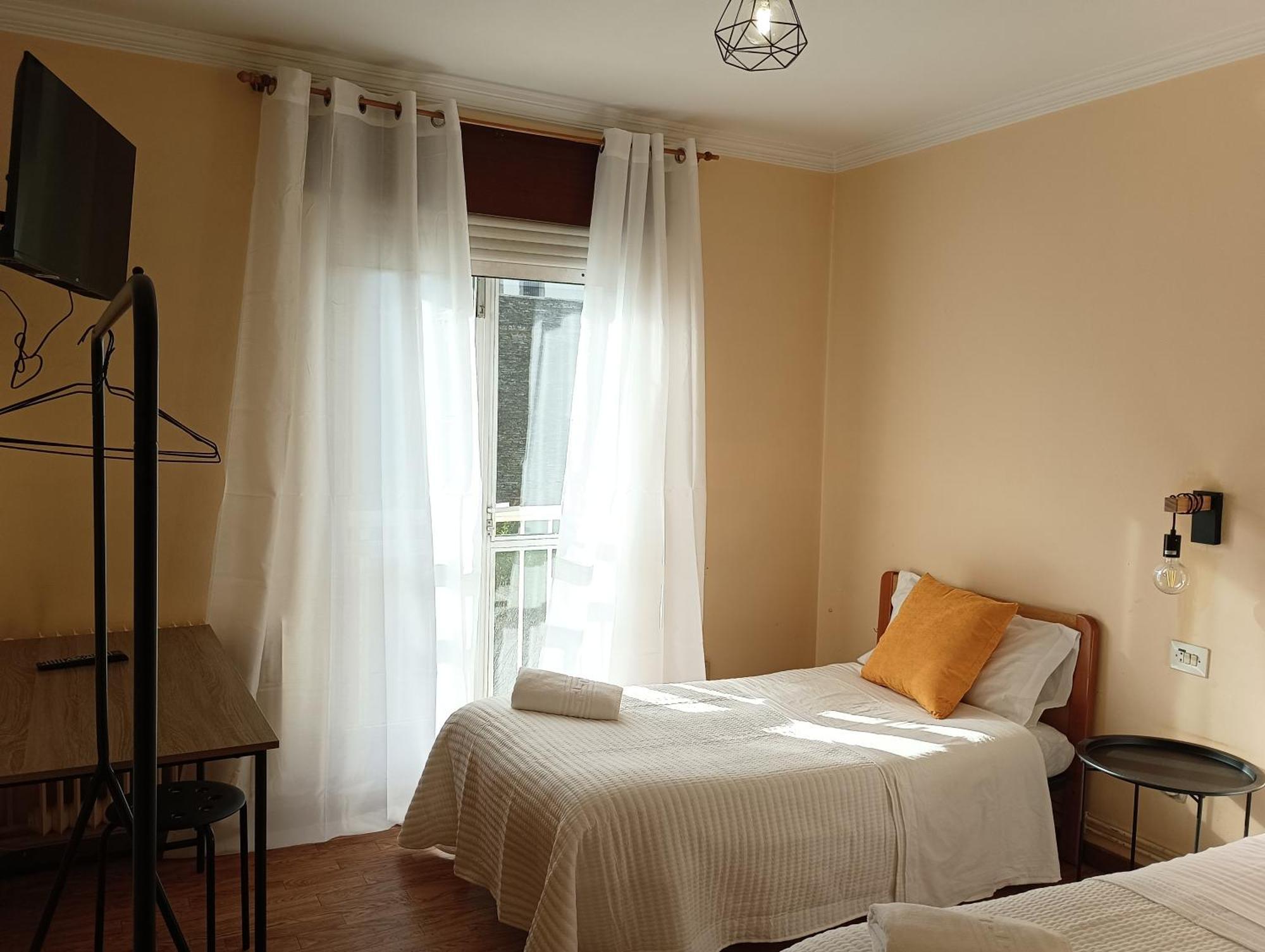 Hostal Pension Mar De Plata 卢戈 外观 照片